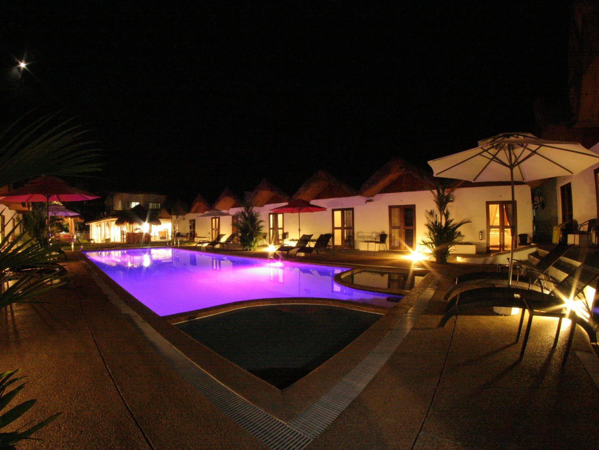 Sunz En Coron Resort Екстер'єр фото